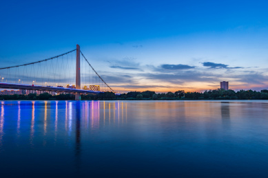 中国江苏南京夹江大桥夜景