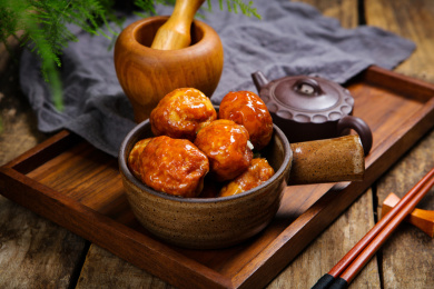 特色小吃美食香卤炸鸡蛋