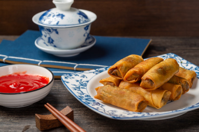 美味的炸春卷  