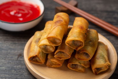 美味的炸春卷  