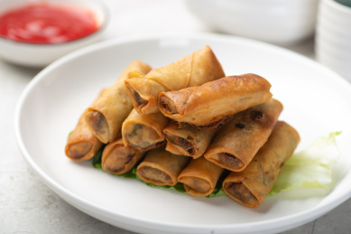 美味的炸春卷  