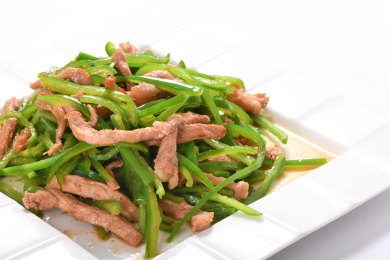 一盘青椒炒肉丝