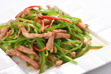一盘青椒炒肉丝