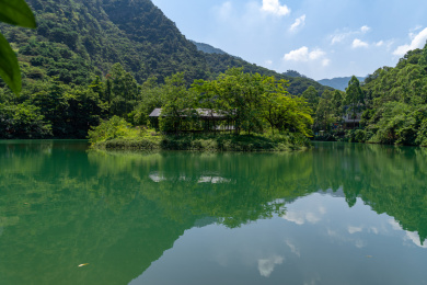 中国广东肇庆著名网红景点紫云谷绿水青山自然生态休