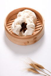 蒸笼里的叉烧包