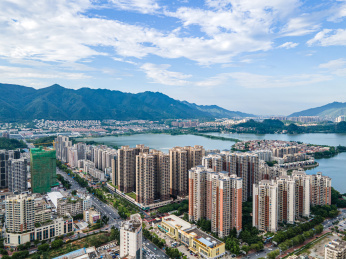 航拍广东省肇庆市城市风光
