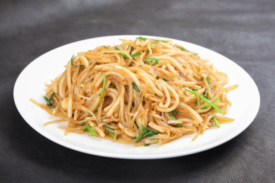 土豆丝炒粉条