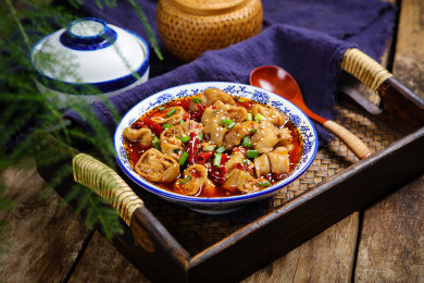 下酒菜红油水煮肥肠