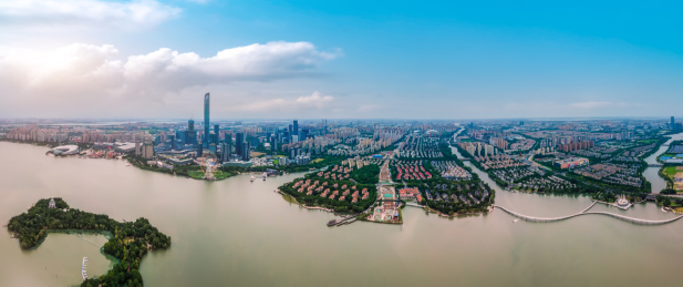 航拍苏州城市建筑全景大画幅