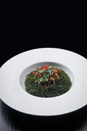 酸辣蕨根粉海带面