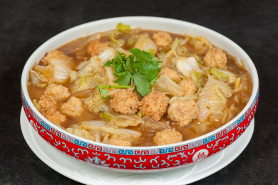 白菜炖丸子