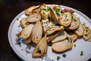 东北菜熏豆腐