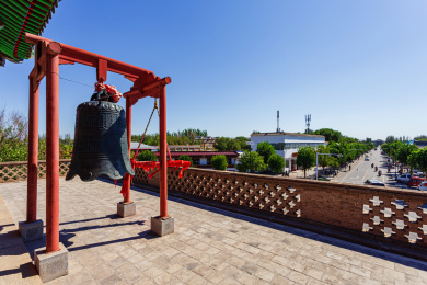 中国新疆伊犁霍城县惠远古城钟鼓楼大钟