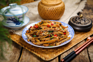 中餐特色美食菜肴香辣猪肚丝