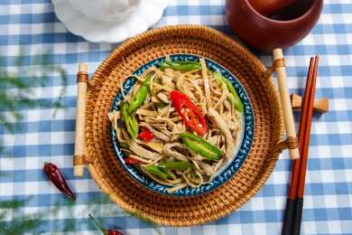 营养美味中餐美食豆腐皮炒肉丝