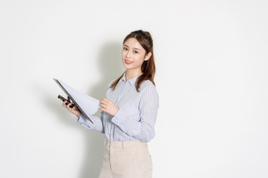 亚裔商务女性形象