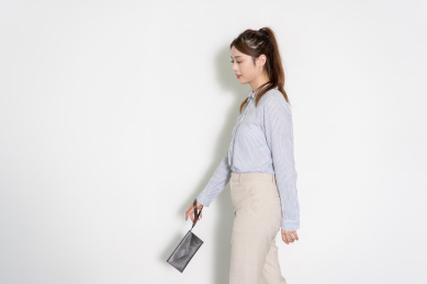 亚裔商务女性形象