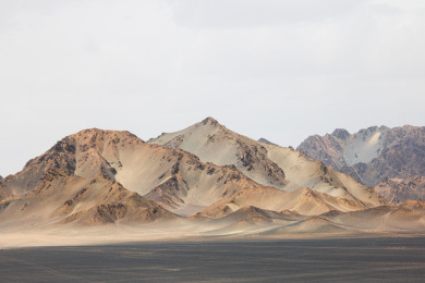 中国青海海西冷湖黑山戈壁风光