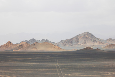 中国青海海西冷湖黑山戈壁风光