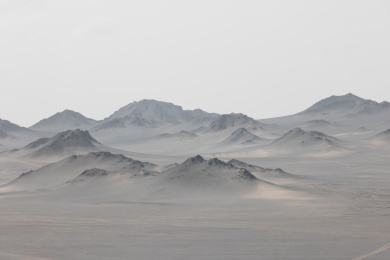 中国青海海西冷湖黑山戈壁风光