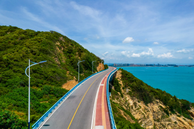 中国福建省东山县苏峰山公路航拍