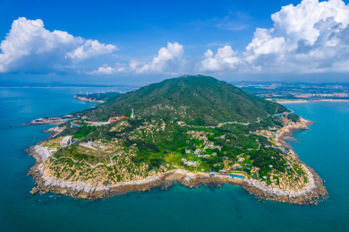 中国福建省东山县苏峰山公路航拍