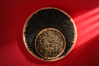 武夷山红茶金骏眉和正山小种