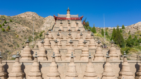 中国甘肃宁夏青铜峡108塔