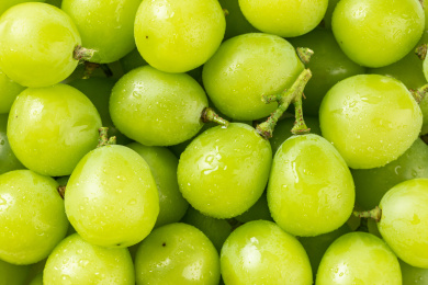 新鲜的阳光玫瑰葡萄