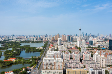 中国天津水上公园天津广播电视塔航拍图