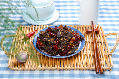 川味特色菜麻辣油炸牛肉干