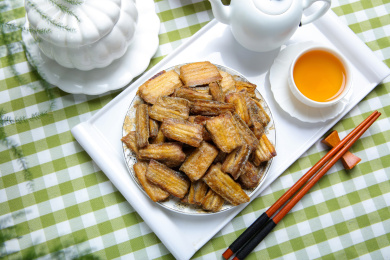 美味零食点心干炸带鱼块