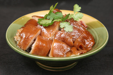 农家蒸肘子 henp202101