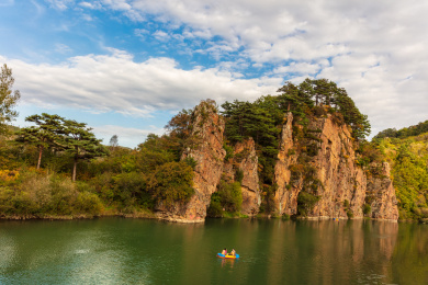 中国辽宁桓仁浑江山水风光