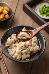 笋丁鲜肉馄饨