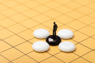 微缩创意围棋棋盘策略对弈被包围的棋子