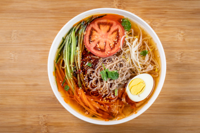 朝鲜小吃荞麦冷面