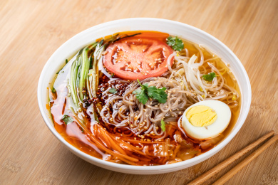 朝鲜小吃荞麦冷面