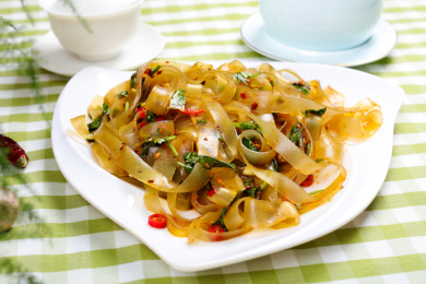 酸辣爽口凉拌菜凉拌宽粉条