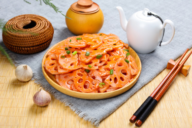 酸爽美味的茄汁藕片