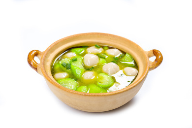 家常汤菜鱼丸丝瓜汤