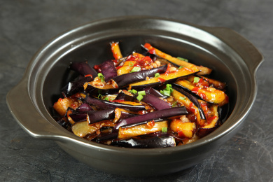 鱼香茄子煲 henp202101