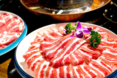 盘子上的羊肉