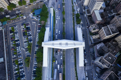 深圳光明楼村天桥光明腾飞