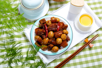美味特色菜鹌鹑蛋红烧肉