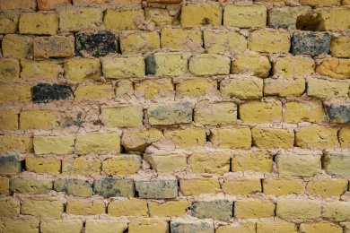 粤港澳大湾区文化遗产古村夯土砖头