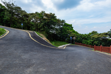 中国广东省广州市油麻山公路