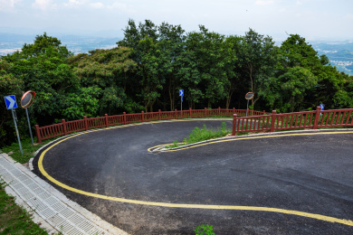 中国广东省广州市油麻山公路