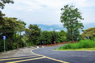 中国广东省广州市油麻山公路