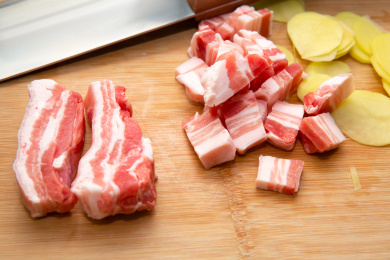 五花肉新鲜食材